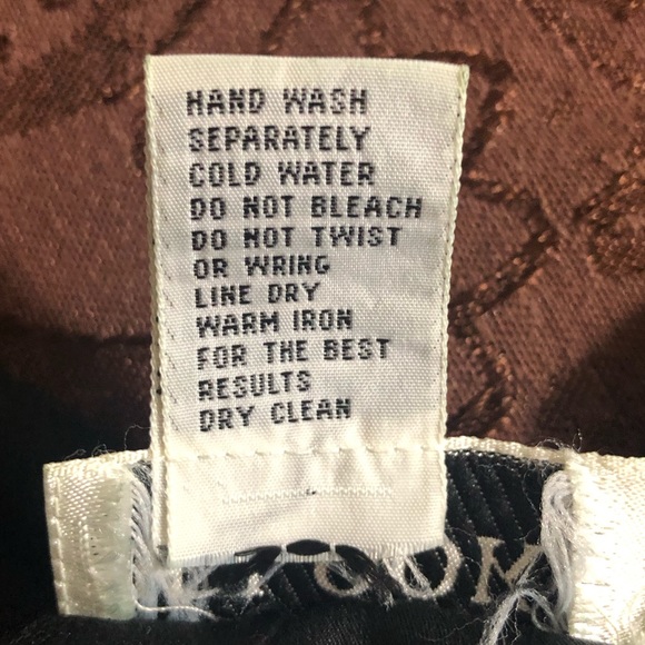 SHIRT - Women's H Look Black Silk Blouse With Subtle Cloud Pattern. Size Large. - Picture 11 of 13